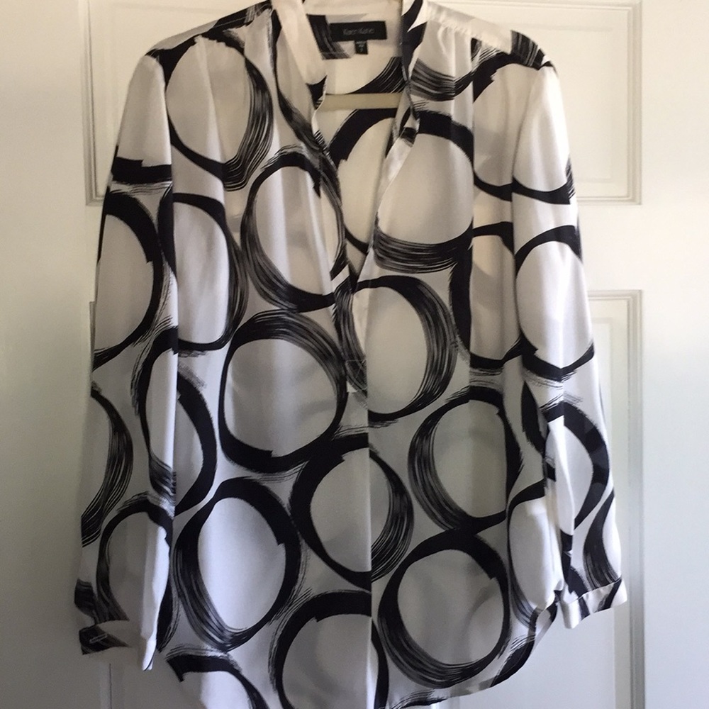 Karen Kane blousy black and white top